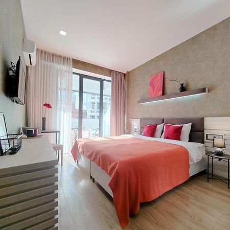 Round Garden Hotel Тбилиси Экстерьер фото